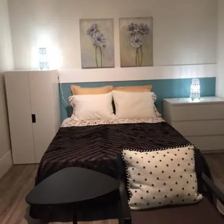 Romantic And Bright In Arroios - Ssl 2b * リスボン